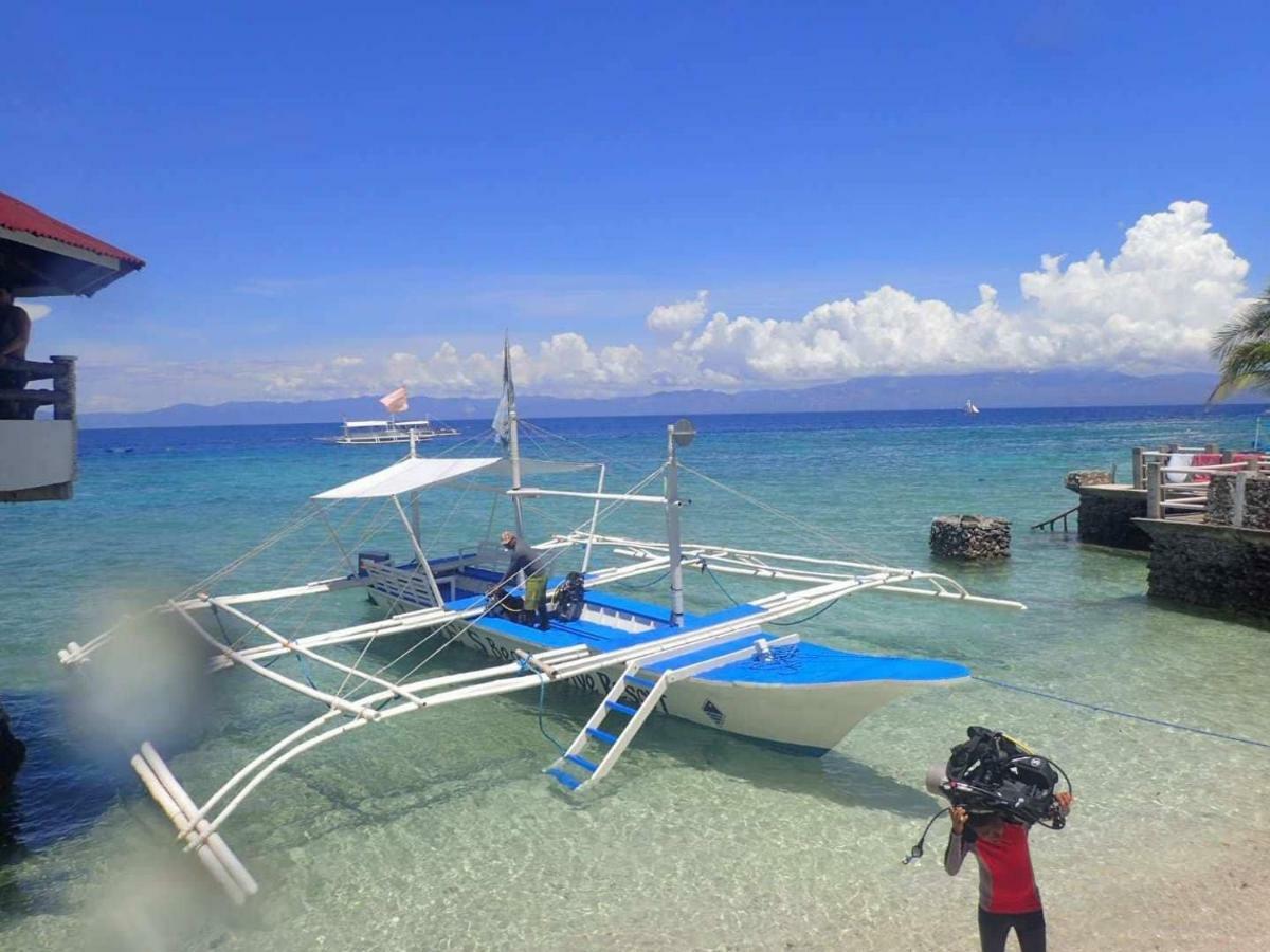 Love'S Beach & Dive Resort Moalboal Exteriör bild